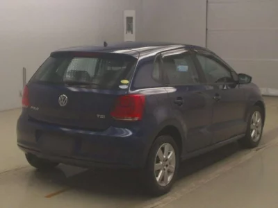 Volkswagen Polo  с аукциона в Японии