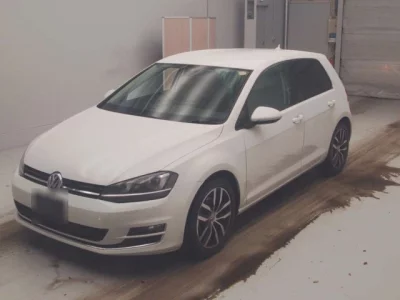 Volkswagen Golf  с аукциона в Японии