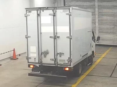 Hino DUTRO  с аукциона в Японии