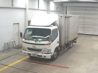 Hino DUTRO  с аукциона в Японии