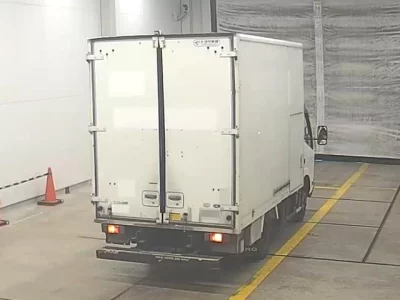 Hino DUTRO  с аукциона в Японии