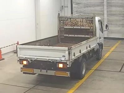 Mitsubishi Fuso Canter
