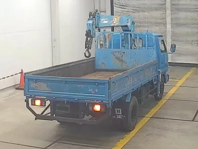 Isuzu ELF