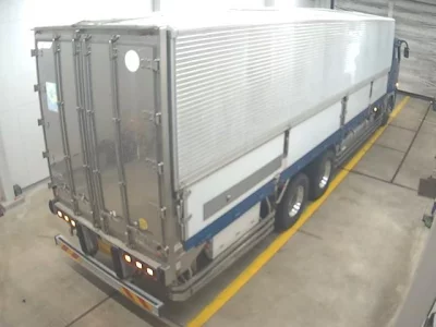 Mitsubishi FUSO TRUCK  с аукциона в Японии