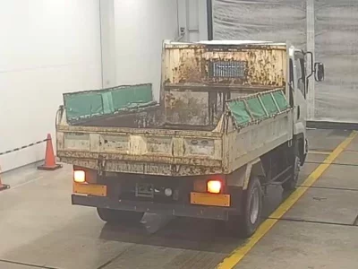 Isuzu FORWARD