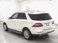 Mercedes-Benz ML CLASS лот № 2080 оценка 3.5  с аукциона в Японии 1