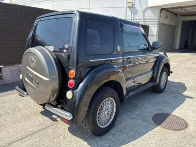 Mitsubishi PAJERO JR  с аукциона в Японии