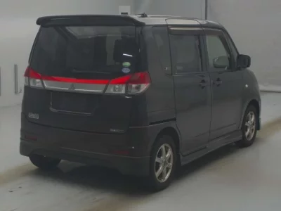 Mitsubishi Delica D:2