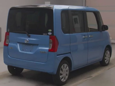 Daihatsu TANTO  с аукциона в Японии