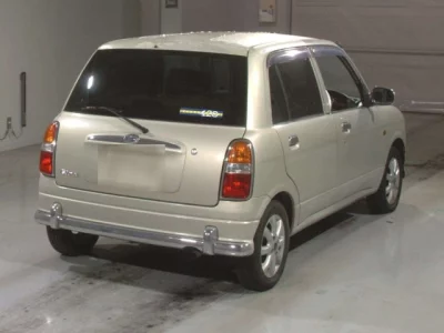 Daihatsu MIRA