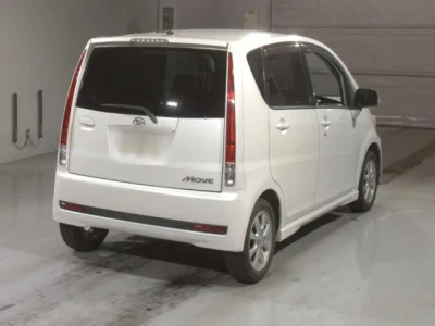 Daihatsu MOVE  с аукциона в Японии