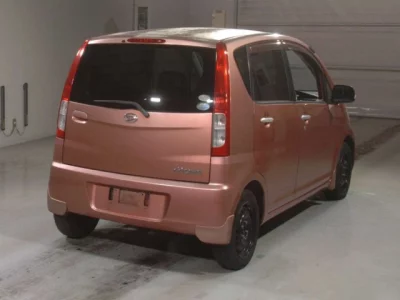 Daihatsu MOVE  с аукциона в Японии