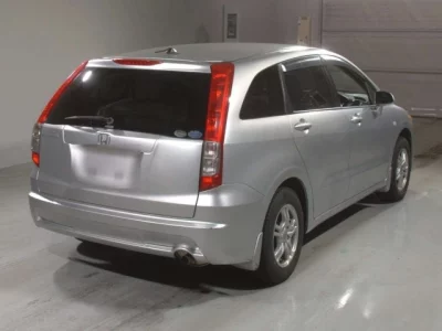 Honda STREAM  с аукциона в Японии