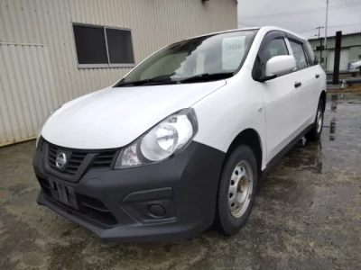 Nissan AD