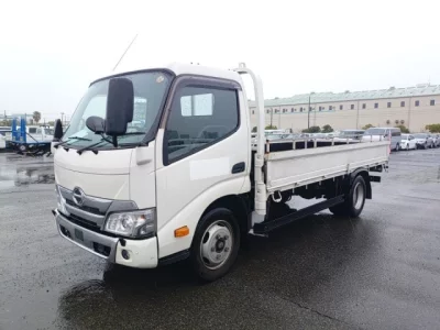 Hino DUTRO  с аукциона в Японии
