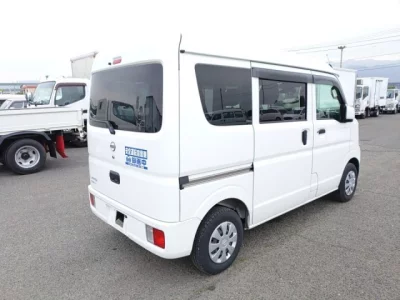 Nissan NV100 CLIPPER