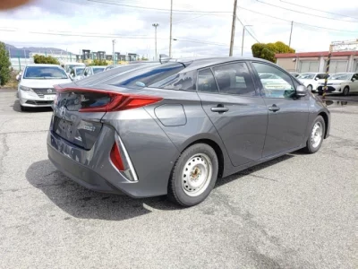 Toyota PRIUS PHV