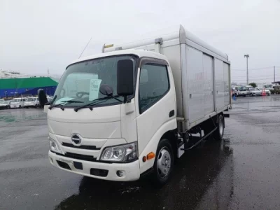 Hino DUTRO  с аукциона в Японии
