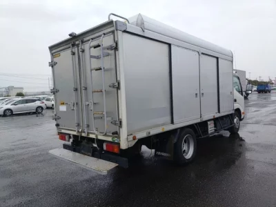 Hino DUTRO  с аукциона в Японии