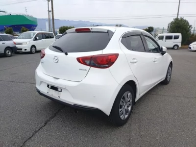 Mazda Mazda2