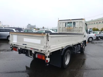 Hino DUTRO  с аукциона в Японии