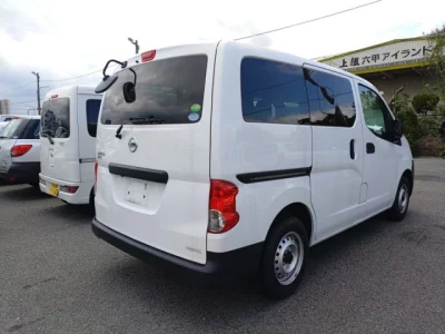 Nissan NV200
