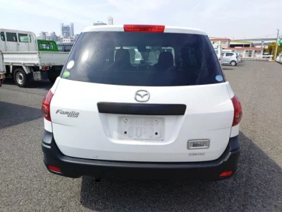 Mazda Familia S-Wagon