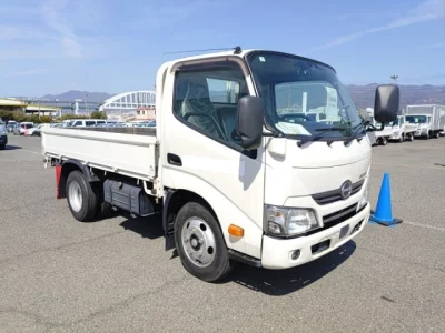 Hino DUTRO  с аукциона в Японии