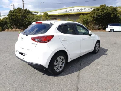 Mazda Mazda2