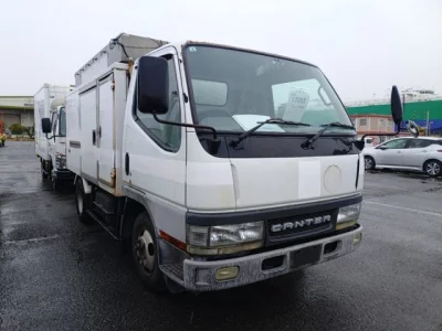 Mitsubishi Fuso Canter