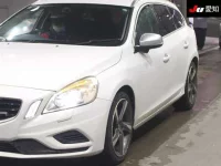 Volvo V60 лот № 30760 оценка 4  с аукциона в Японии 6