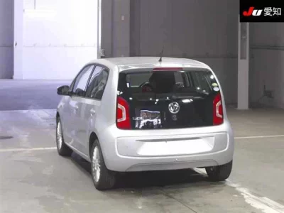 Volkswagen UP  с аукциона в Японии