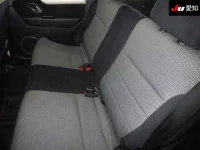 Ford ESCAPE лот № 30226 оценка 3.5  с аукциона в Японии 3
