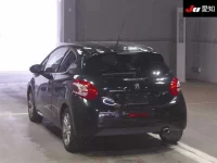Peugeot 208 лот № 30282 оценка 3.5  с аукциона в Японии 1
