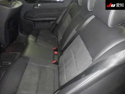 Mercedes-Benz E CLASS  с аукциона в Японии