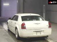 Chrysler 300C лот № 30758 оценка R  с аукциона в Японии 1