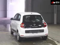 Renault TWINGO лот № 4261 оценка 4.5  с аукциона в Японии 1