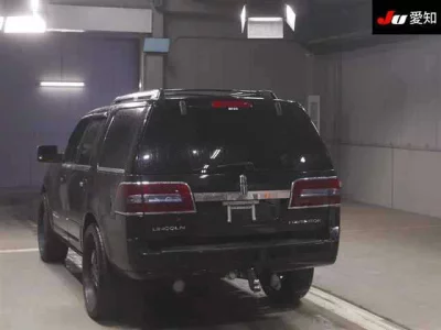 Lincoln NAVIGATOR