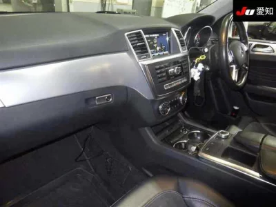 Mercedes-Benz M-class