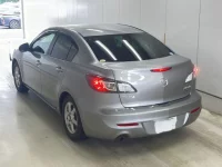 Mazda AXELA лот № 3099 оценка 4  с аукциона в Японии 1