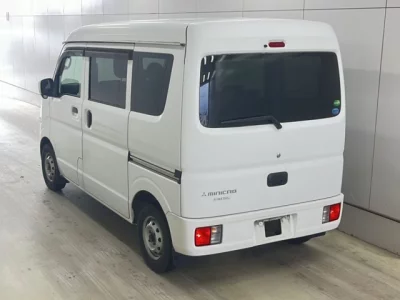 Mitsubishi Minicab Van