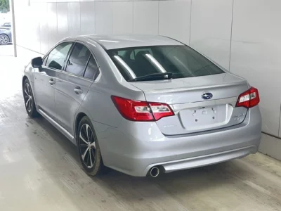 Subaru LEGACY B4