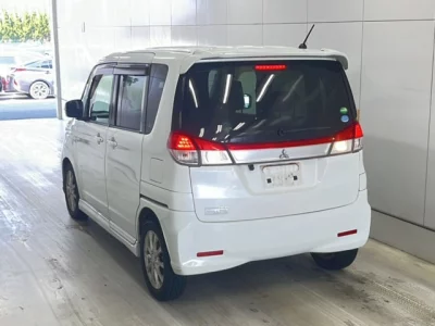 Mitsubishi Delica D:2