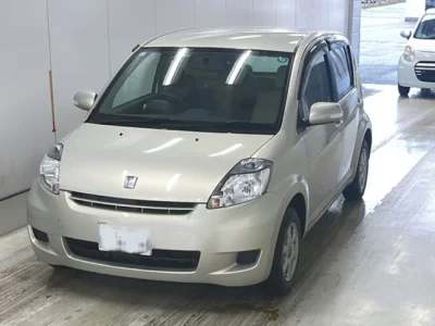 Toyota PASSO  с аукциона в Японии