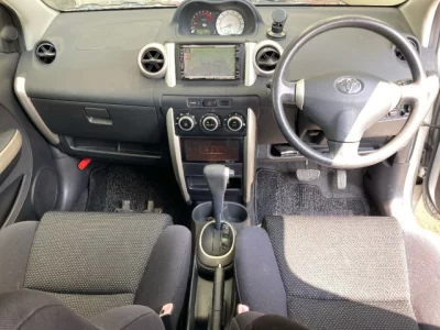 Toyota IST  с аукциона в Японии