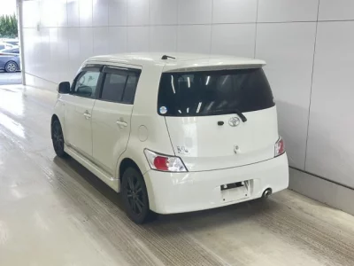 Toyota bB