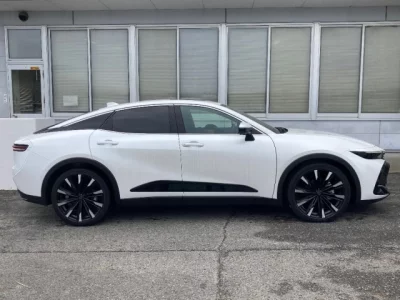 Toyota Crown Crossover