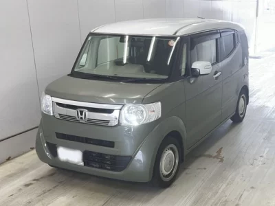 Honda N-Box Slash