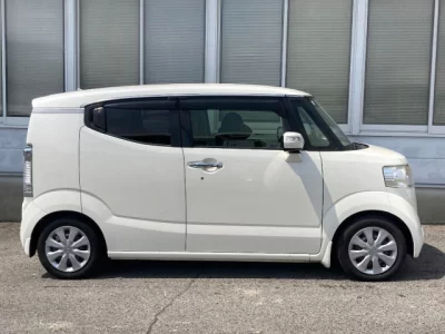 Honda N-Box Slash