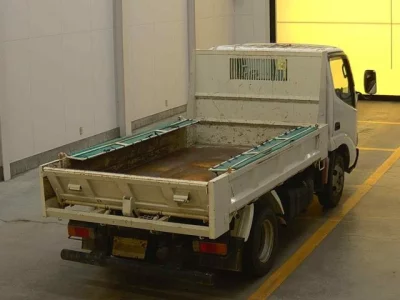Hino DUTRO  с аукциона в Японии